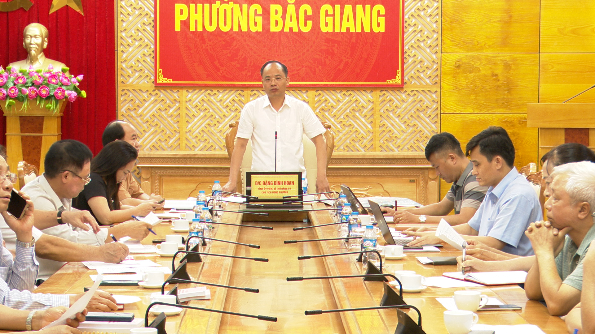 TT ĐẢNG ỦY PHƯỜNG BẮC GIANG TỔ CHỨC HỘI NGHỊ GIAO BAN VỚI CÁC TDP THÁNG 5 2026 TRIỂN KHAI MỘT SỐ NỘI DUNG VỀ SẮP XẾP TDP.mp4