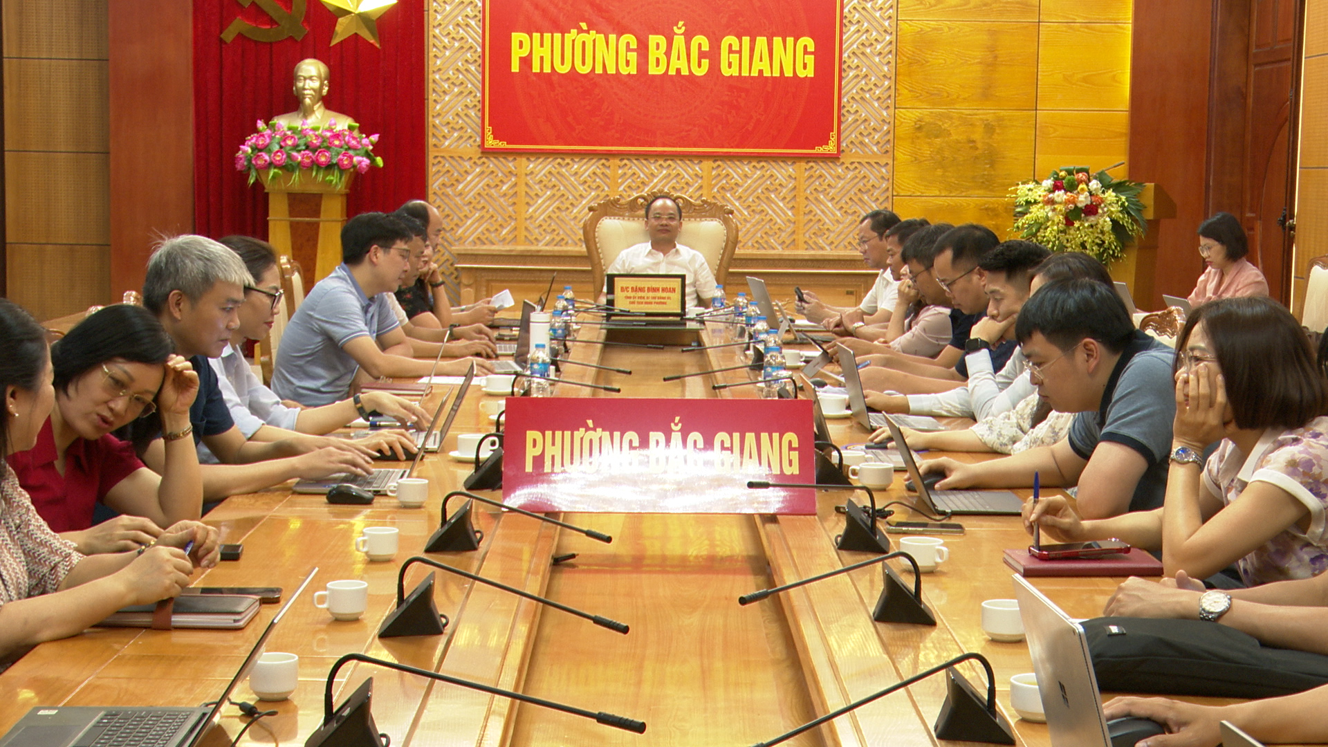 PHƯỜNG BẮC GIANG THAM DỰ HỘI NGHỊ TRỰC TUYẾN BỒI DƯỠNG NÂNG CAO NĂNG LỰC, XỬ LÝ TÌNH HUỐNG THỰC TIỄN ĐỐI VỚI ĐỘI NGŨ CÁN BỘ CƠ SỞ.mp4